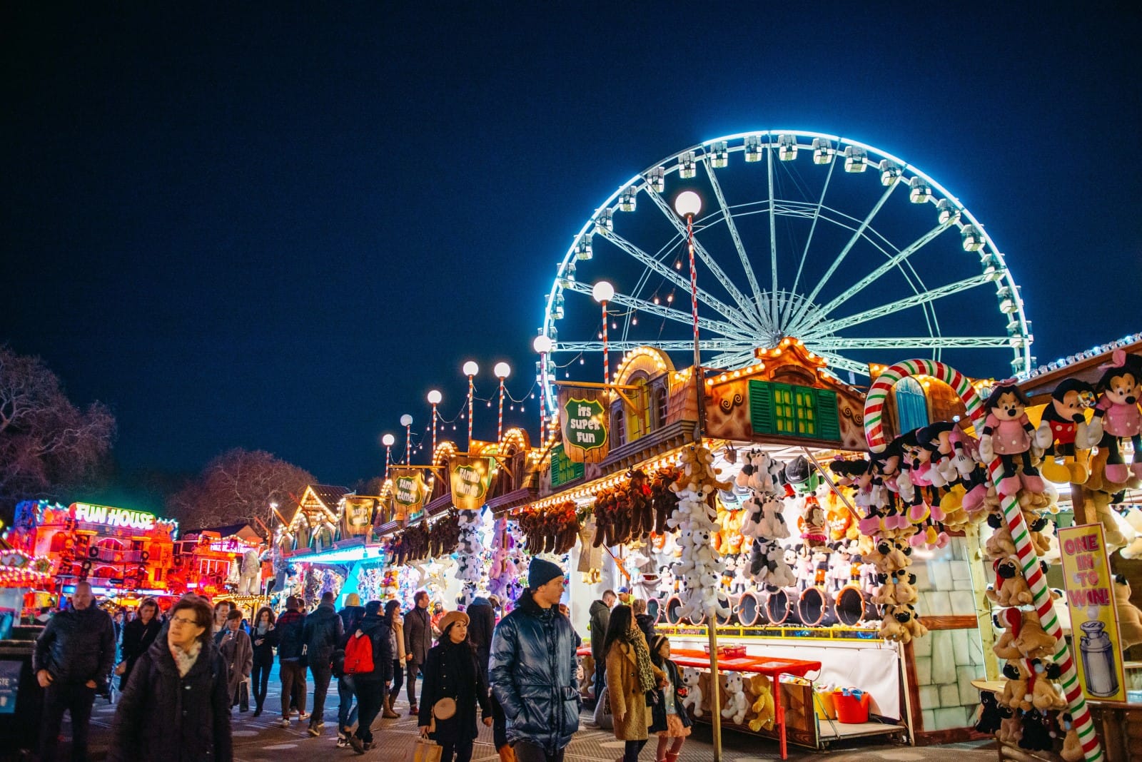 London Must-Visit: Ultimate Festive Vibes at Hyde Park Winter Wonderland