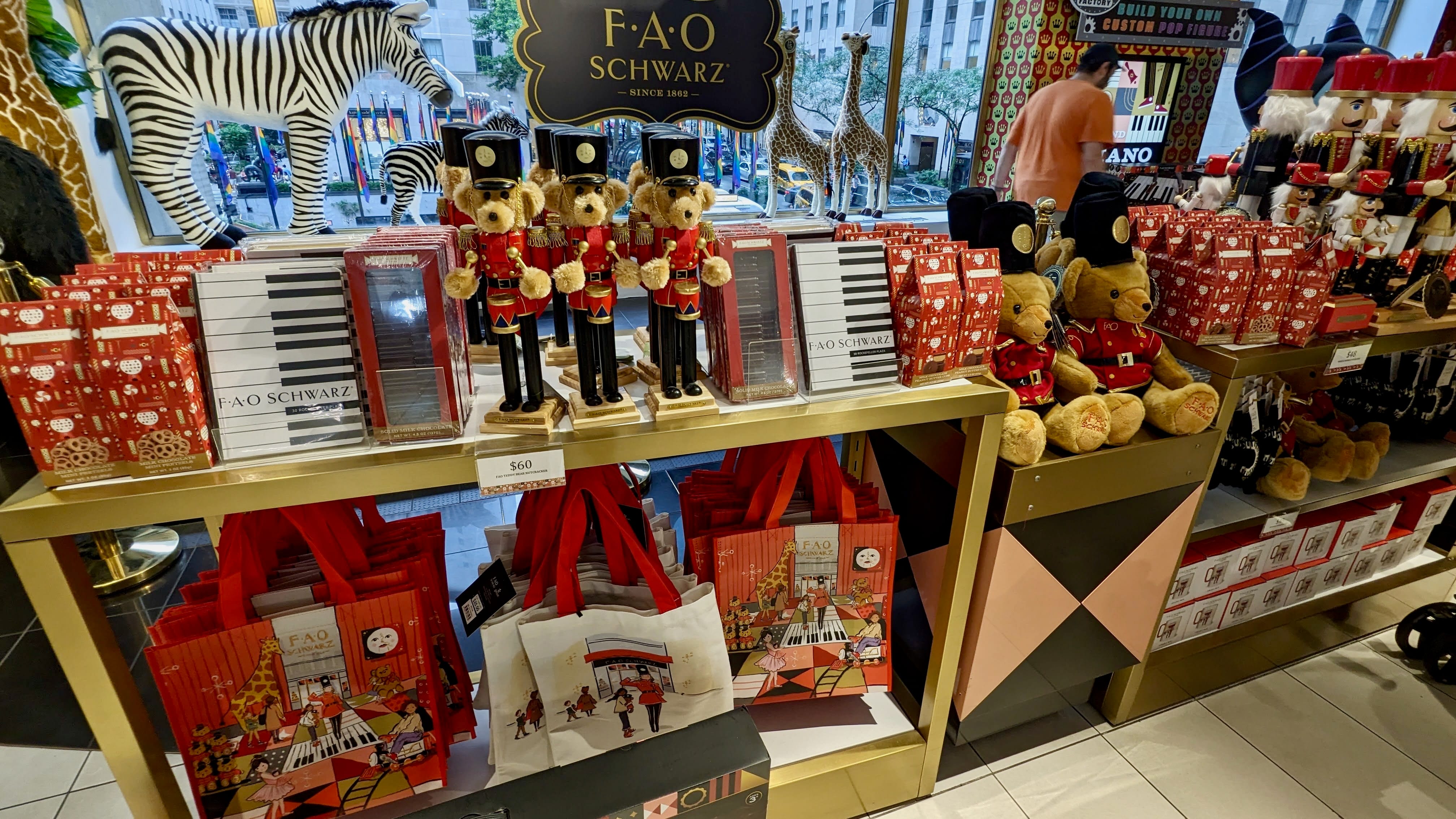 [New York] Step Into New York's Most Magical Toy Kingdom! | The FAO Schwarz Flagship Loved by Adults and Kids