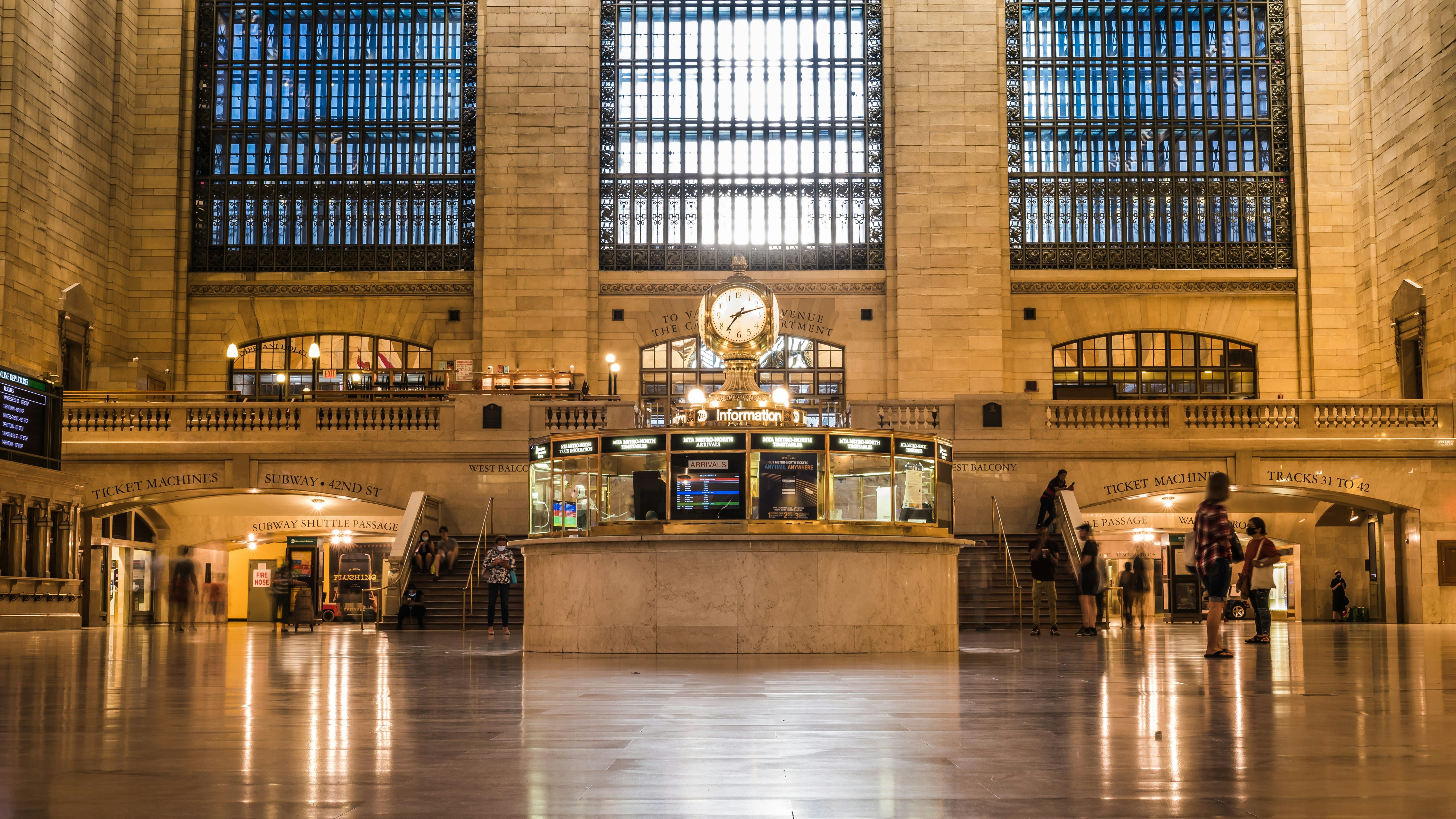 Top 10 Must-Visit Spots at Grand Central Terminal | New York