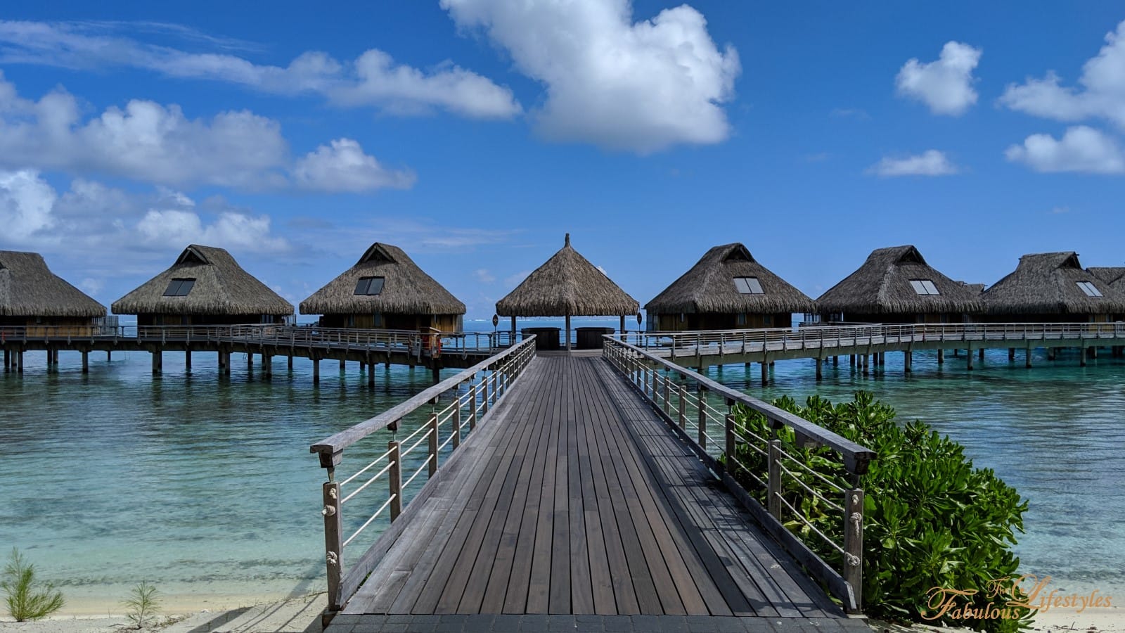 [Tahiti Overwater Bungalow] Dream Come True: Bora Bora Overwater Bungalow Room Tour! ☆ Conrad Bora Bora Nui