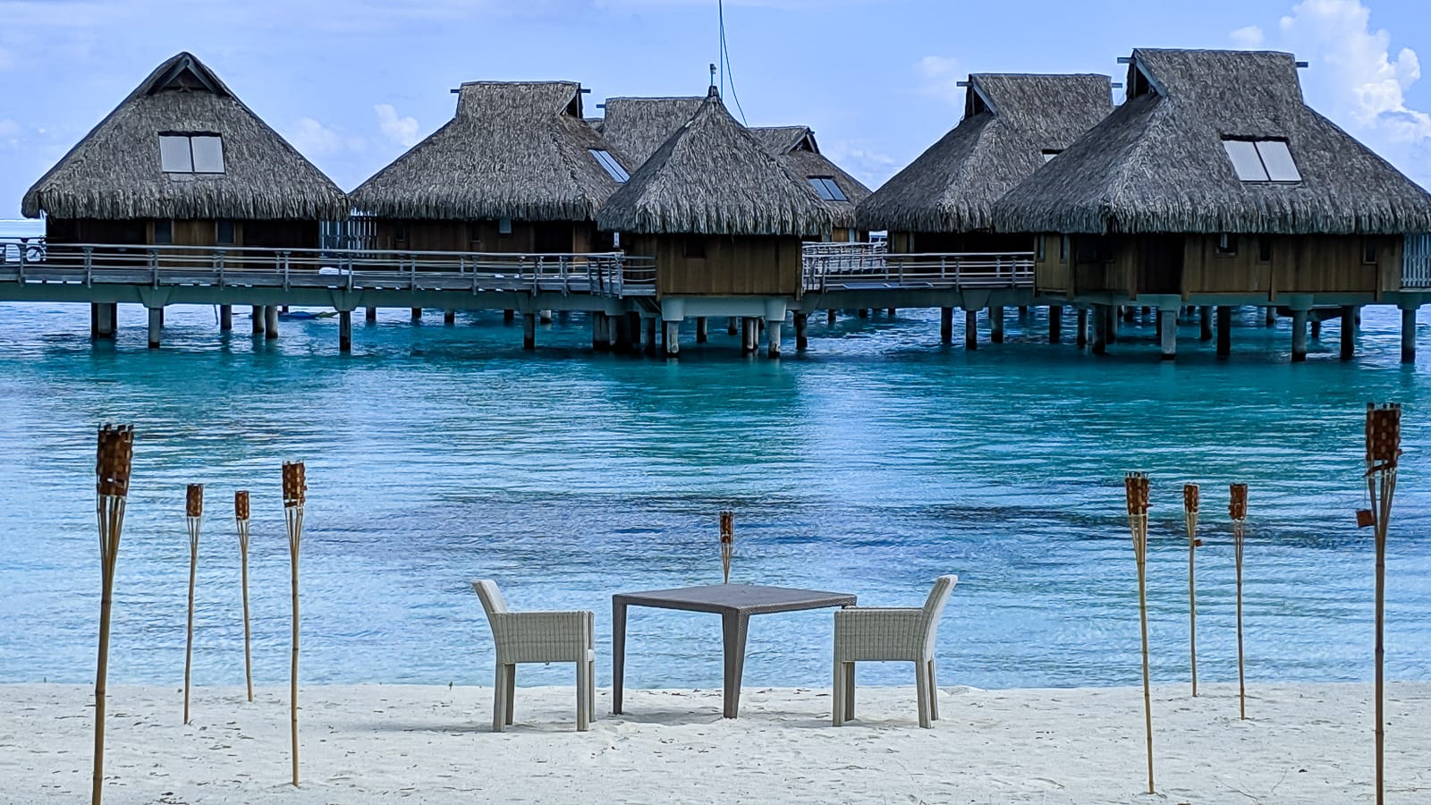 The Ultimate Tahiti Travel Guide: Weather, Visas, Transport, Exchange, & Packing