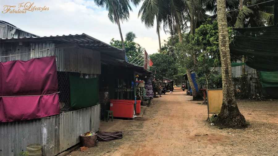 04 phu quoc floating restaurant