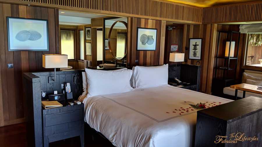 11 overwater suite