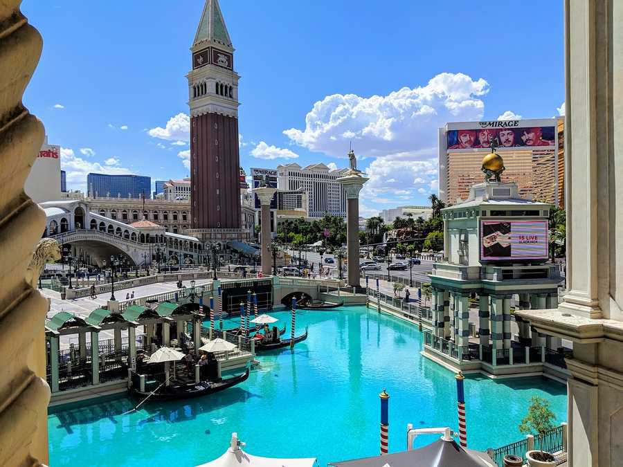 18 las vegas free attractions