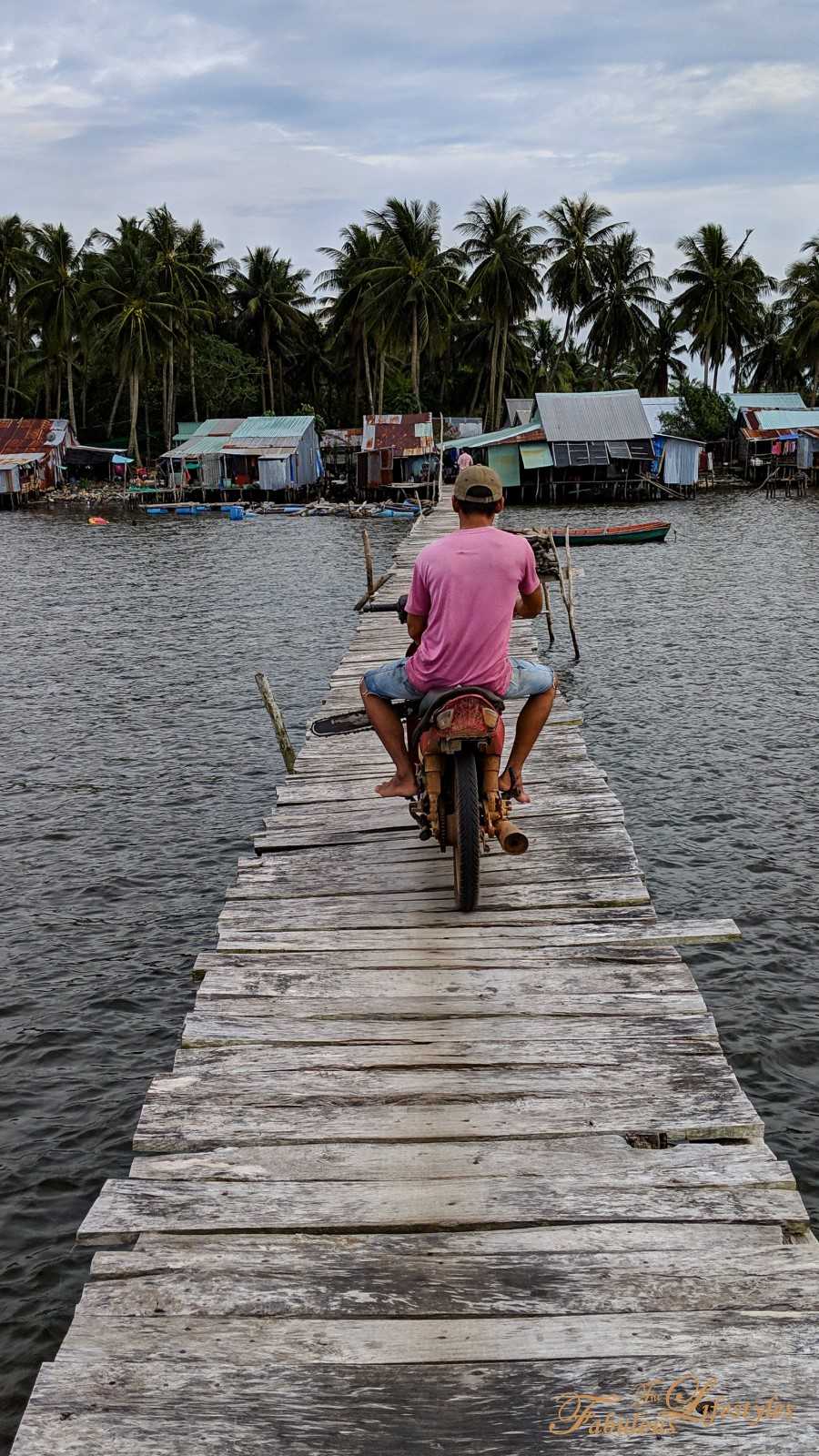 13 phu quoc floating restaurant